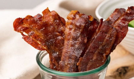 Maple Cinnamon Candied Bacon Recipe