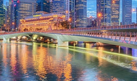 Bridge Building City Night Singapore Skyscraper 4K 5K HD City Wallpaper