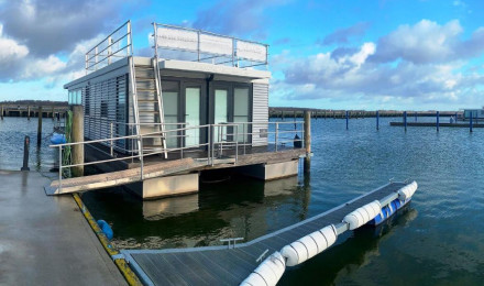 Boat Houseboat Floating House Marie, Ribnitz Damgarten, Germany