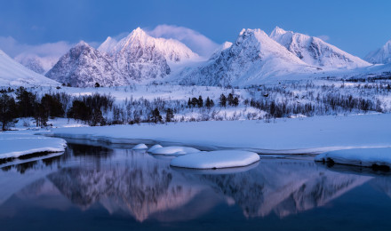 Winter Mountains Wallpaper 4K, Landscape, Lake, Cold