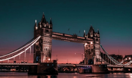 London Bridge Wallpaper. London wallpaper, Bridge wallpaper, City background