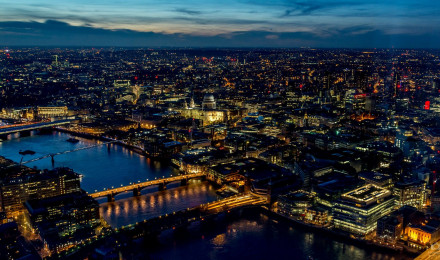 London Skyline by night 4K Wallpaper / Desktop Background