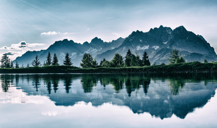 4K Mountains and Lake. [3840x2160]