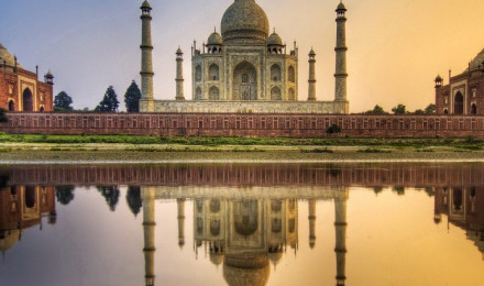 Taj Mahal Wallpaper. Wallpaper is a word that is sometimes