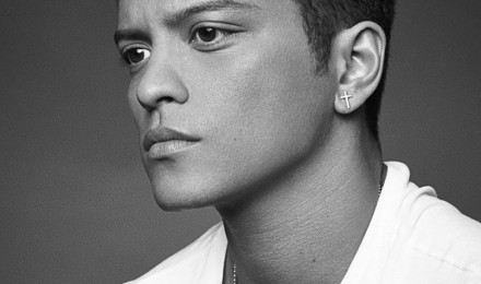 Bruno Mars Portrait iPhone 6