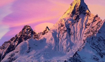 Cute Aesthetic Mountains Wallpaper