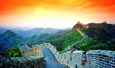 Great Wall of China HD Wallpaper / Desktop and Mobile Image & Photo