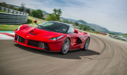 Ferrari LaFerrari First Drive