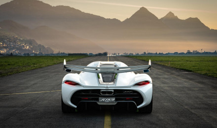 Koenigsegg Jesko Wallpaper