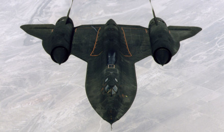 SR 71 Blackbird: The Cold War Spy Plane That's Still The World's Fastest Airplane