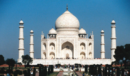 Taj Mahal, Timeline & Architect