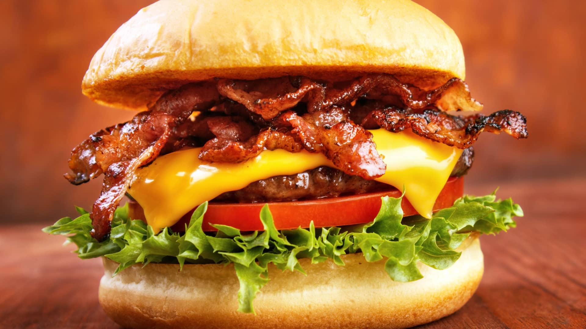 It's Not Your Imagination, There Is More Bacon On Fast Food Menus