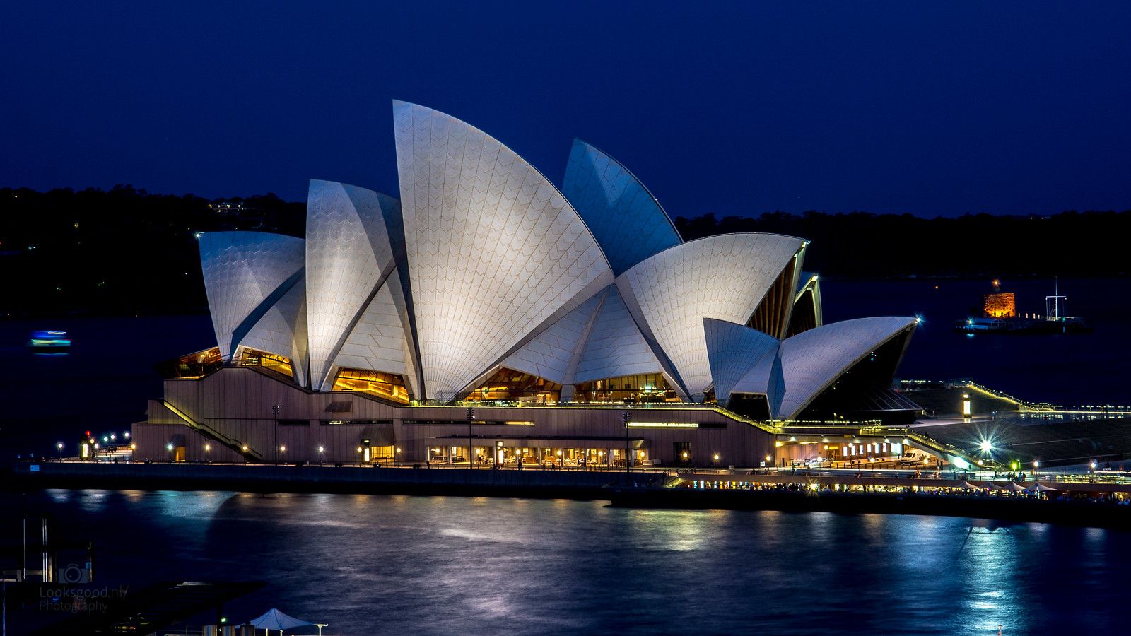 Sydney Opera House at night Australia 4K Wallpaper / Deskt