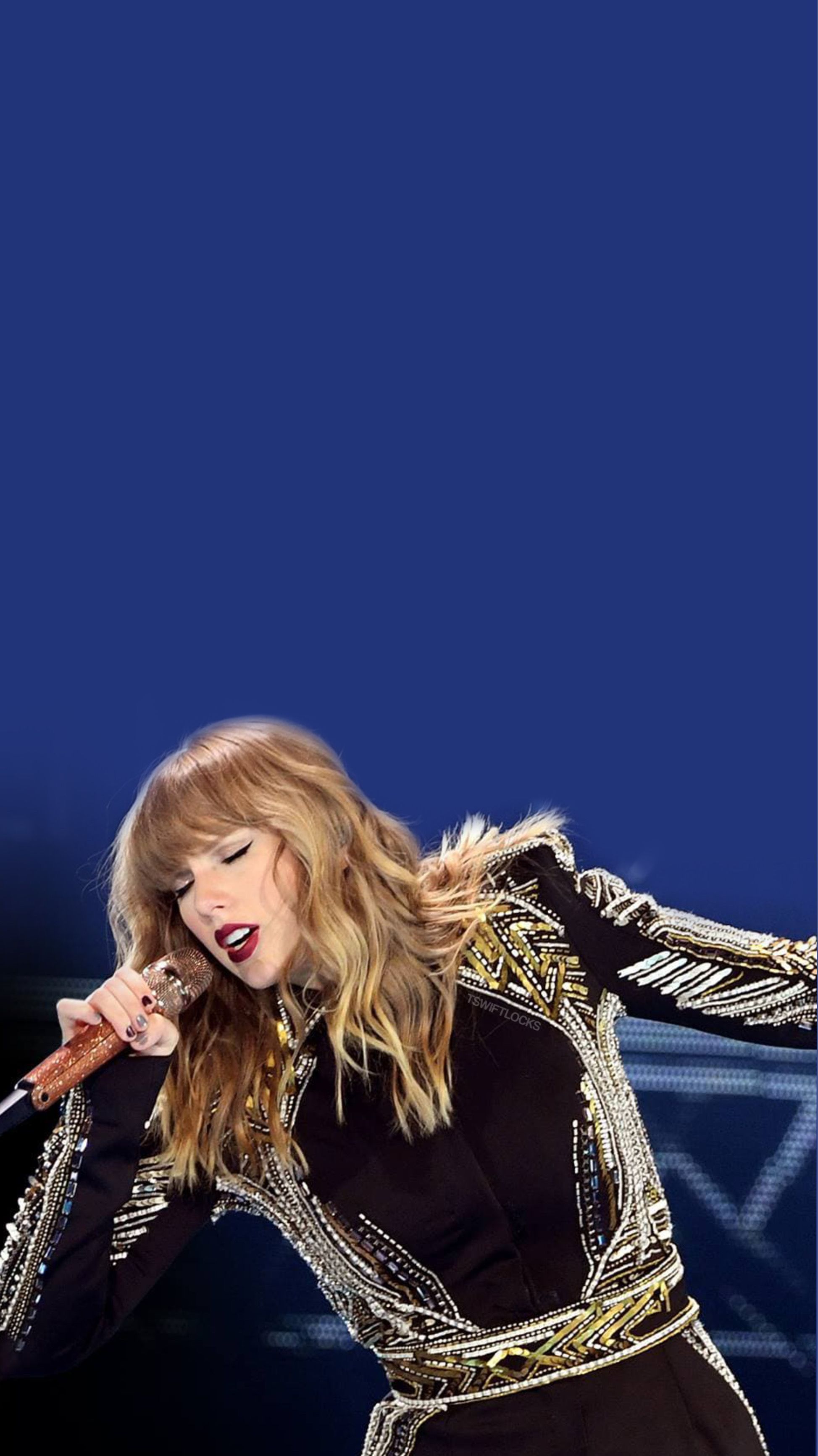 Taylor Swift tour / lockscreens. Taylor swift outfits, Taylor swift videos, Taylor swift wallpaper