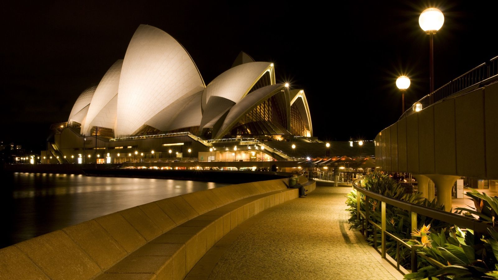 Sydney opera house Desktop wallpaper 1600x900