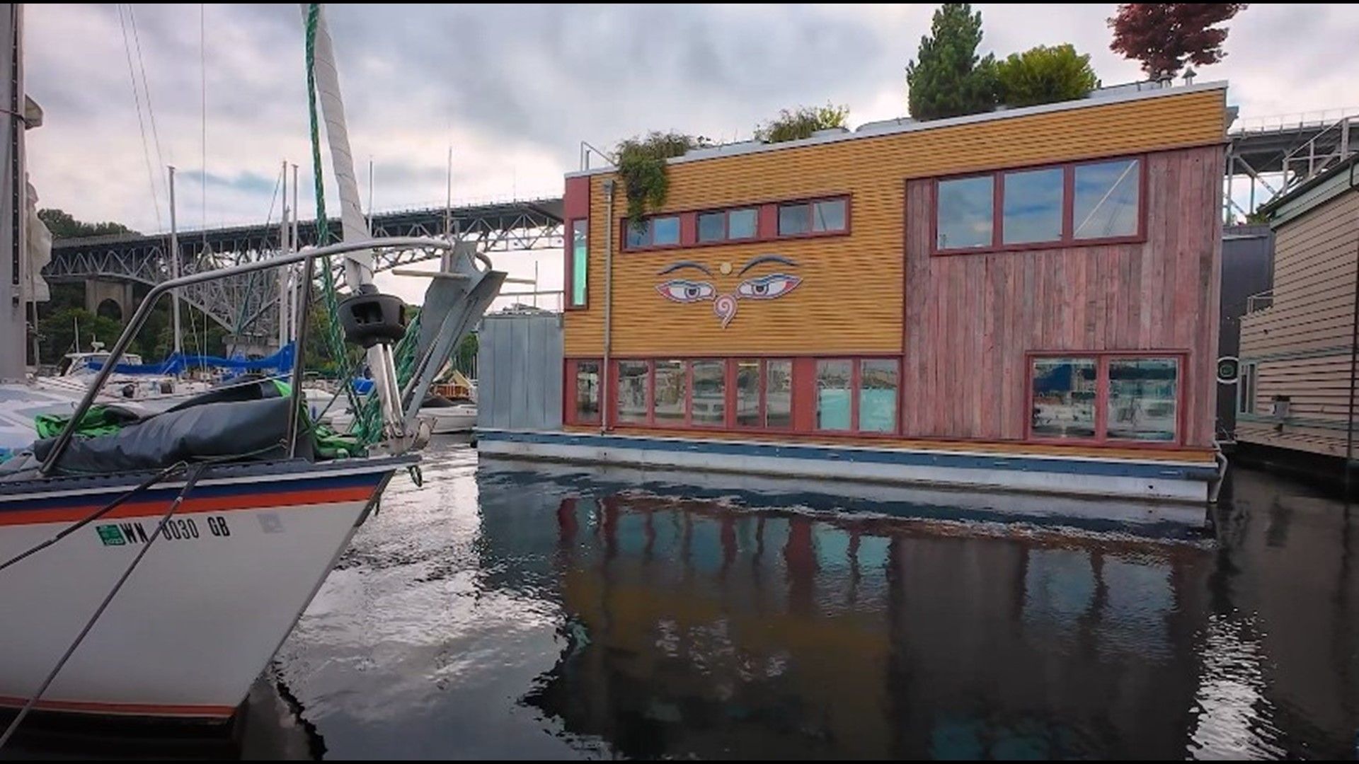 Floating home in Fremont is more than meets the eye - 