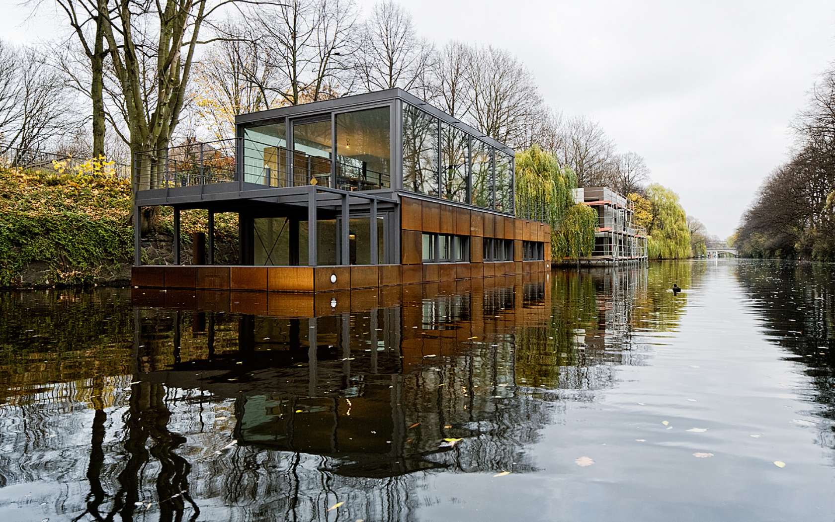 Floating Homes You'd Love to Live In - 