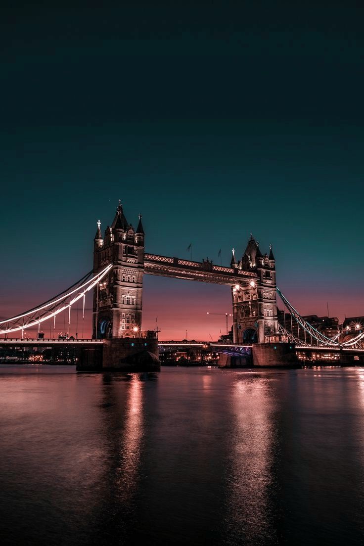 London Bridge Wallpaper. London wallpaper, Bridge wallpaper, City background - London