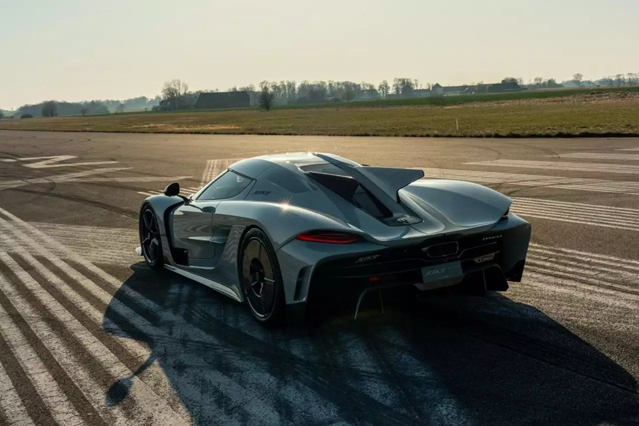 More Droolworthy Image of the Koenigsegg Gemera & Jesko Absolut Supercar Blog