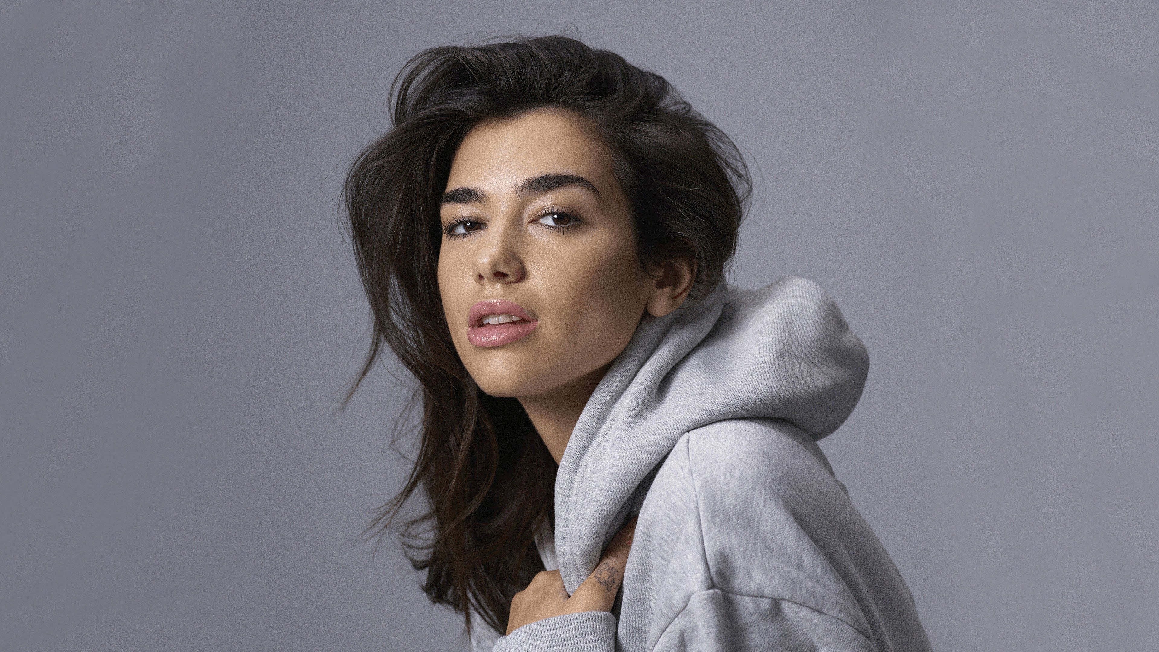 Dua Lipa 4K Wallpaper