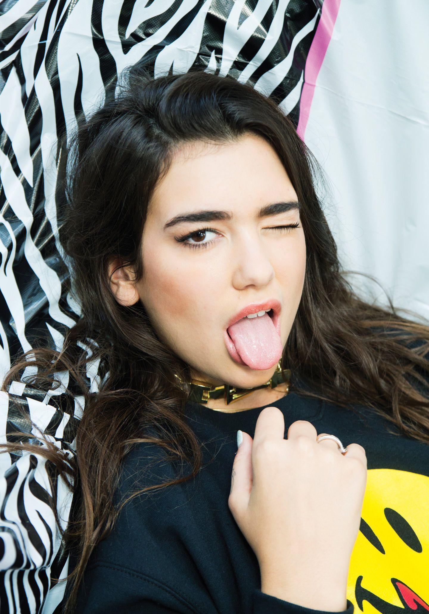 Dua Lipa Wallpaper