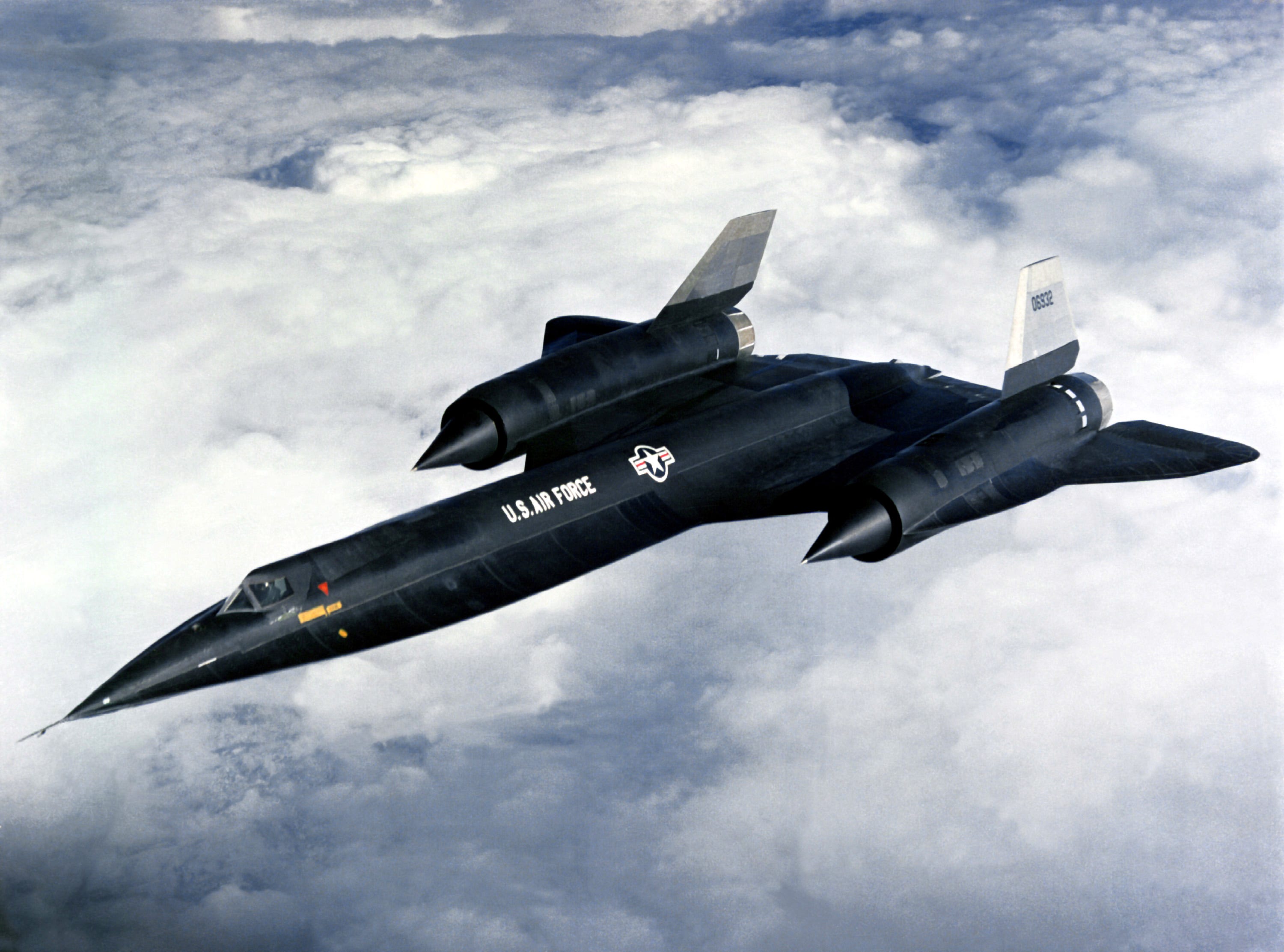 SR 71 BLACKBIRD: THE WORLD'S FASTEST AIRPLANE