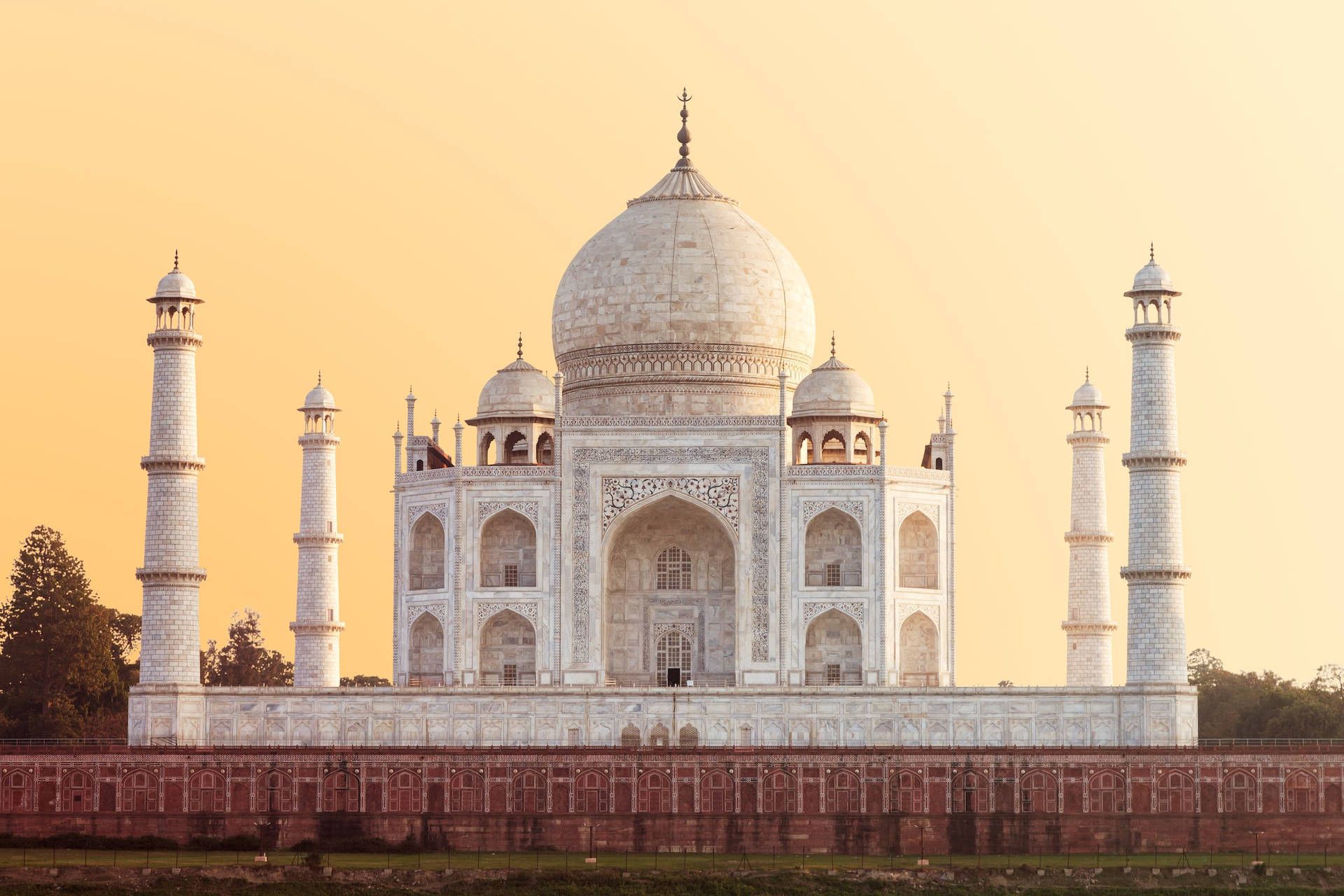 Download The Taj Mahal And The Yellow Sky Wallpaper