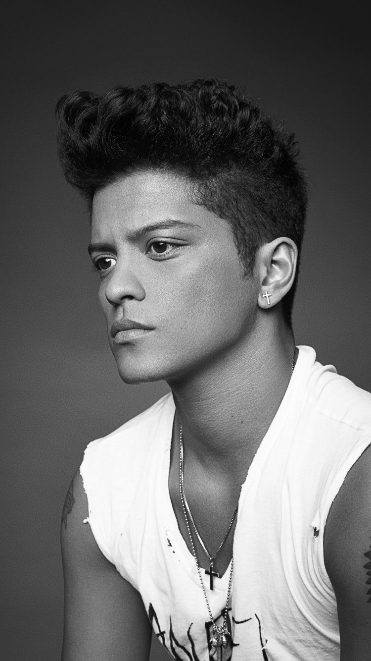 Bruno Mars Portrait iPhone 6