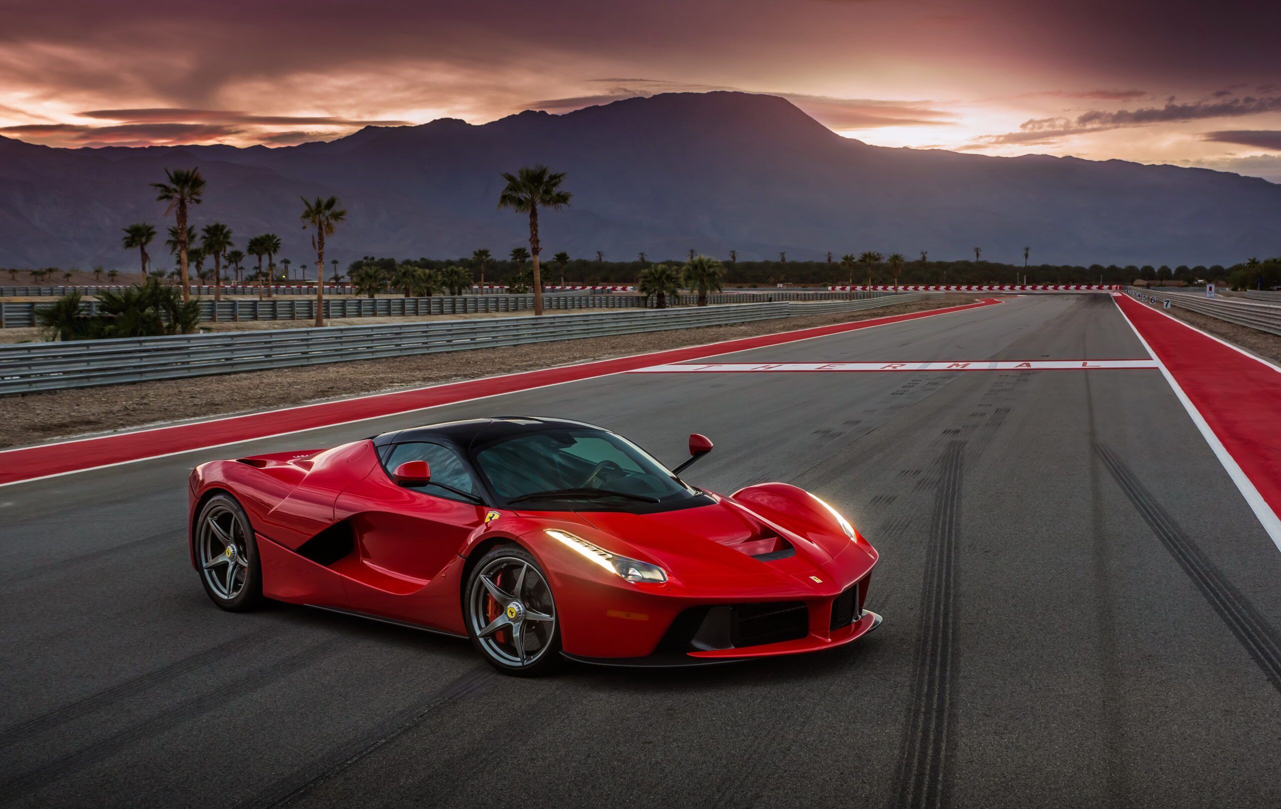 Ferrari LaFerrari Wallpaper