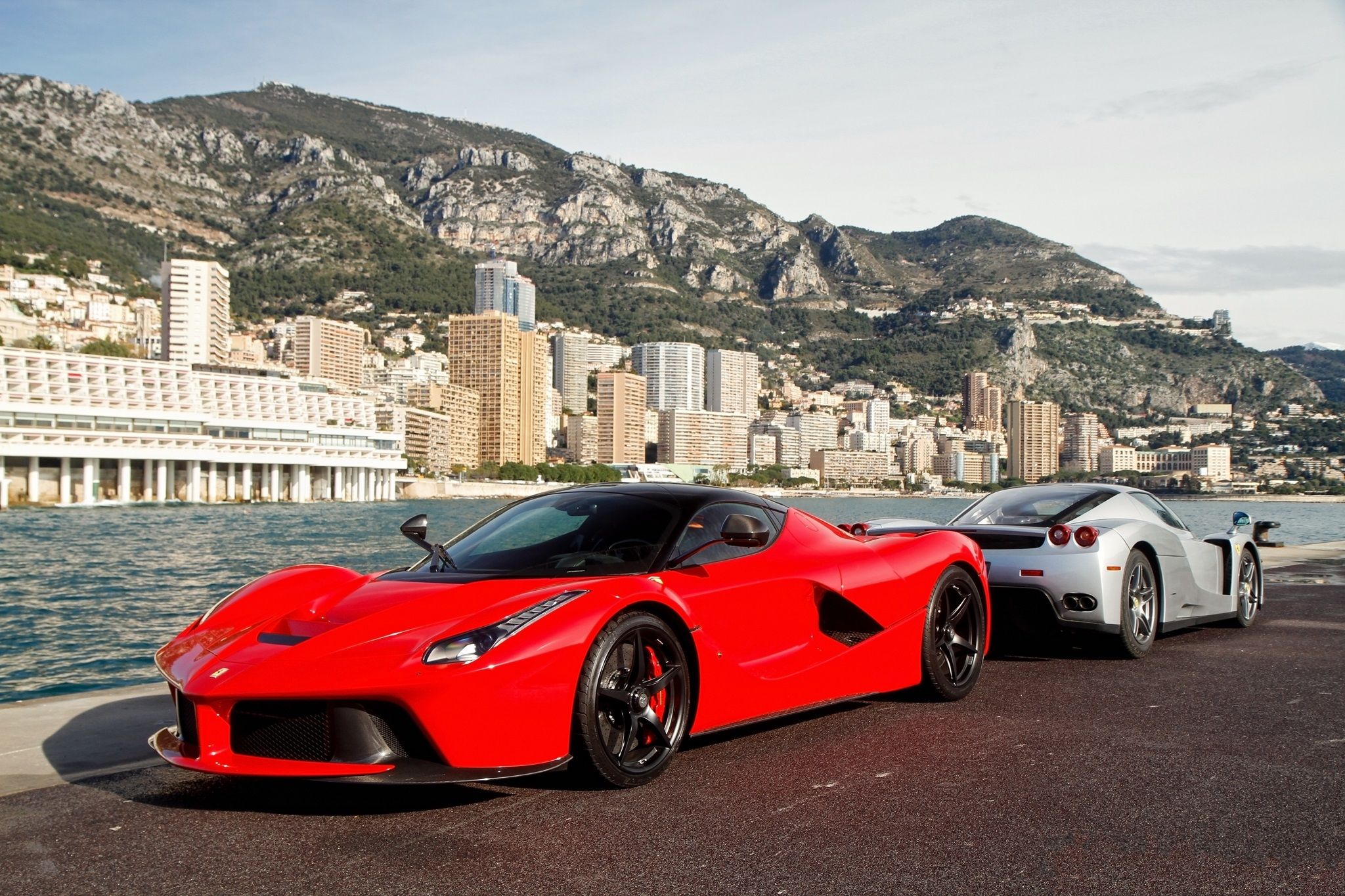 Awesome Back To Back Ferraro LaFerrari Wallpaper