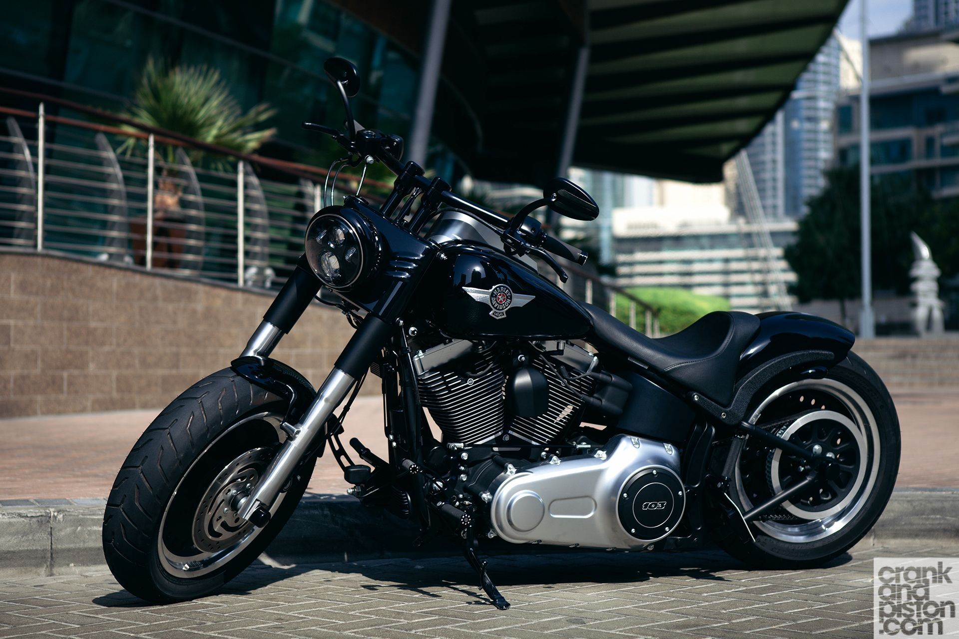 Harley Davidson Fat Boy Dubai UAE Wallpaper 002