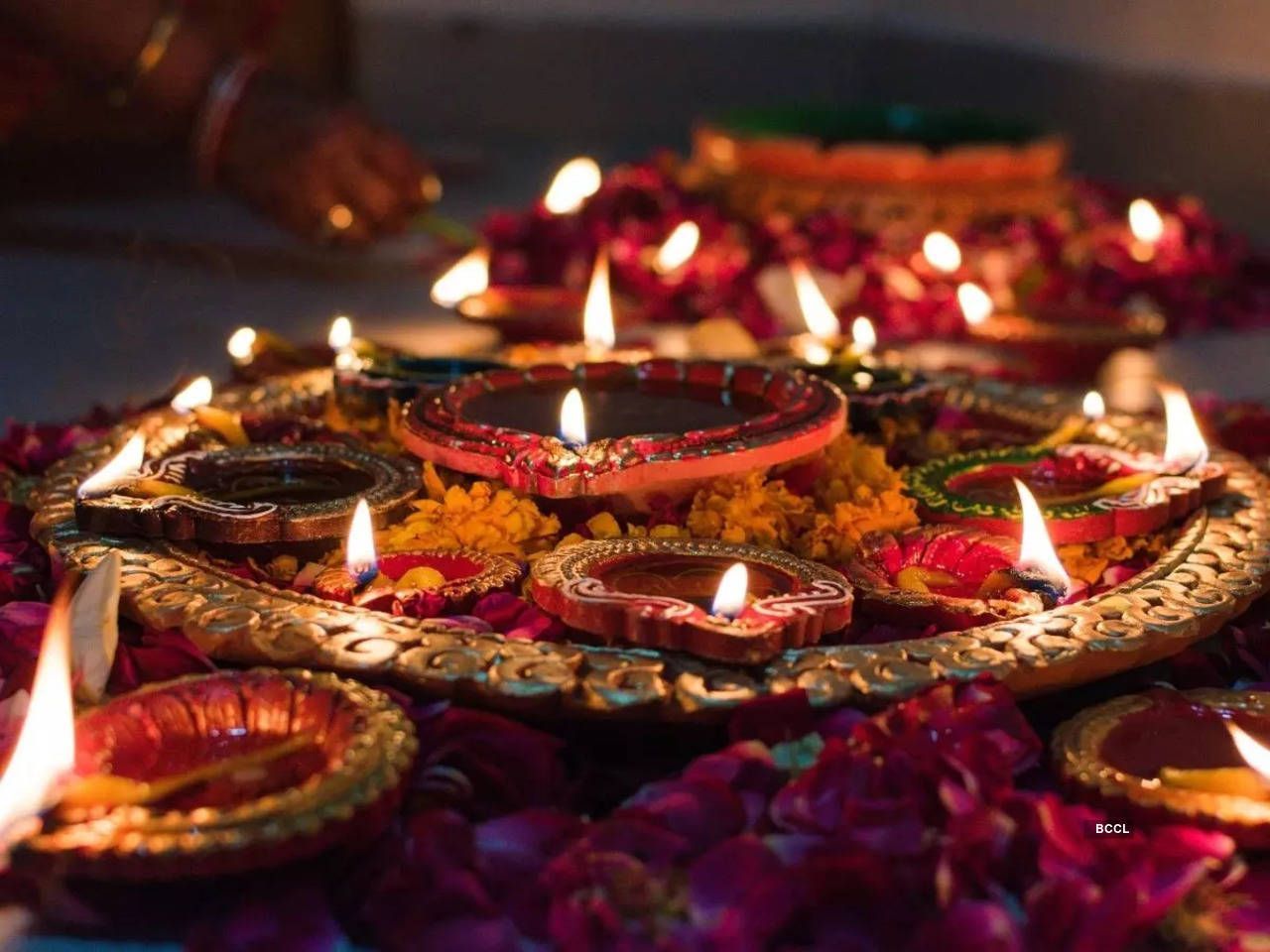 Diwali Wishes, Messages & Image. Happy Diwali 2022: Image, Quotes, Wishes, Messages, Cards, Greetings, Picture, and GIFs