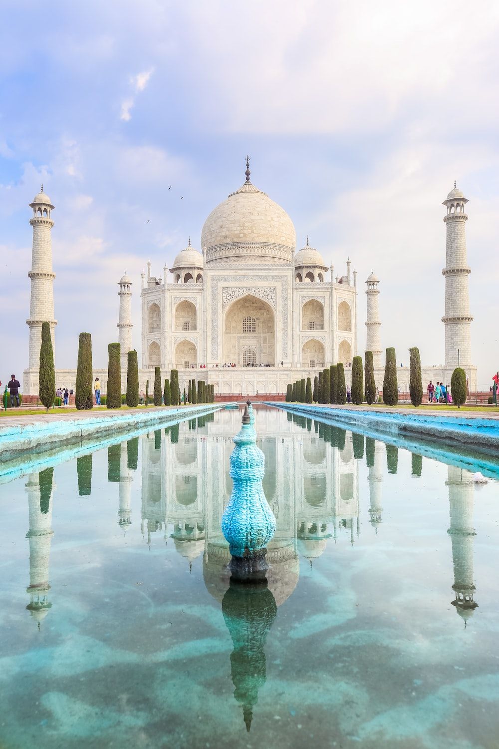 Taj Mahal Picture [Scenic Travel Photo]. Download Free Image