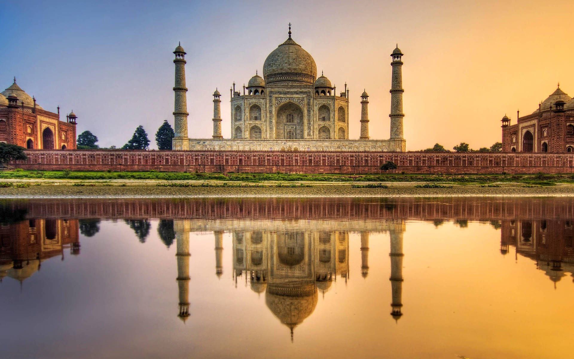 Download Indian Aesthetic Taj Mahal Wallpaper