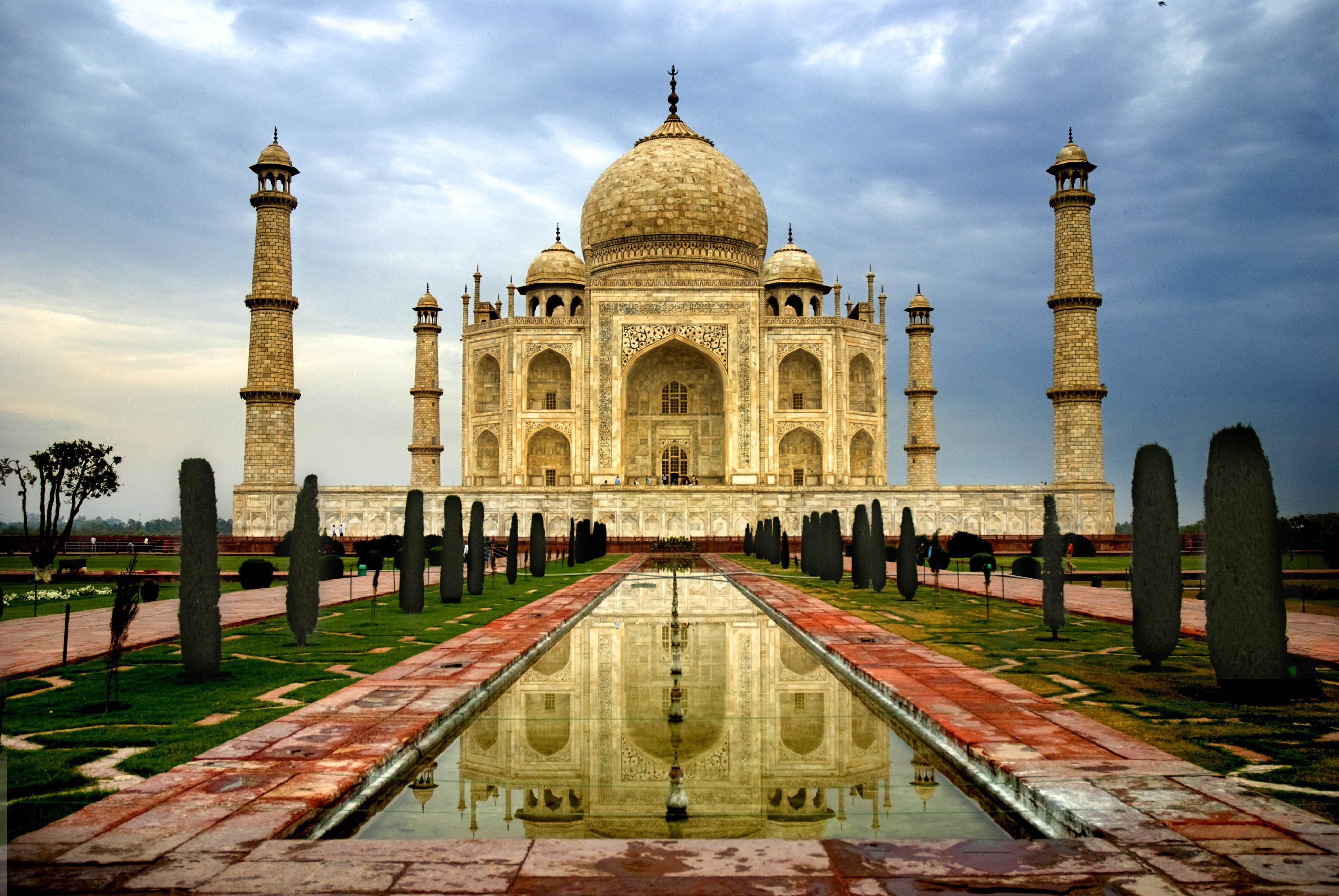 Beautiful Taj Mahal (India) High Definition HD Wallpaper HD Wallpaper. Taj mahal india, Wonders of the world, Taj mahal